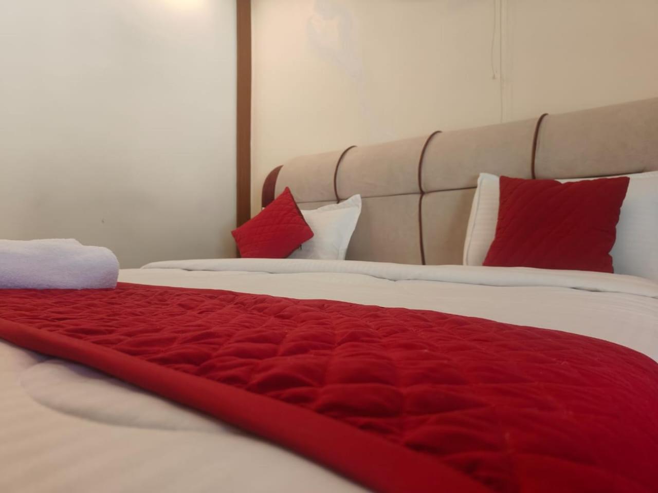 Aroma Resort Rishīkesh Esterno foto