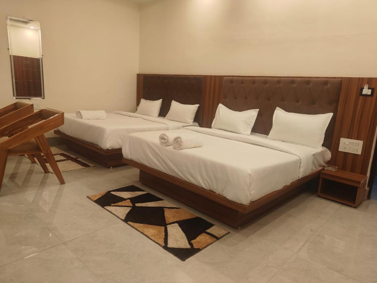 Aroma Resort Rishīkesh Esterno foto